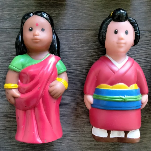 Get Ready Kids Polysmart 5" Play Figures Multicultural Set of 8 Around the World - Picture 3 of 8